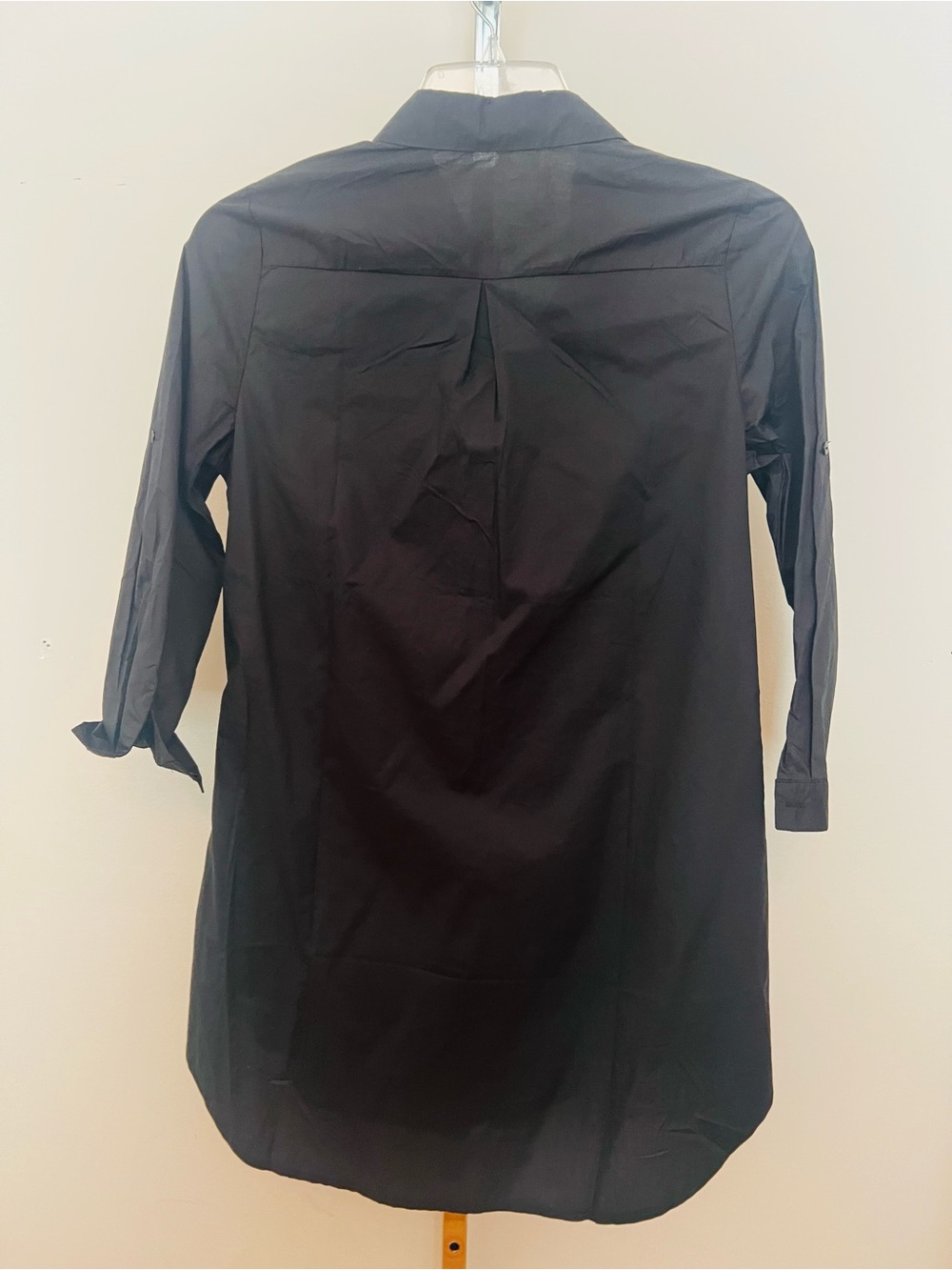 Black Embroidered Floral Button-Up Tunic - Picture 3 of 5